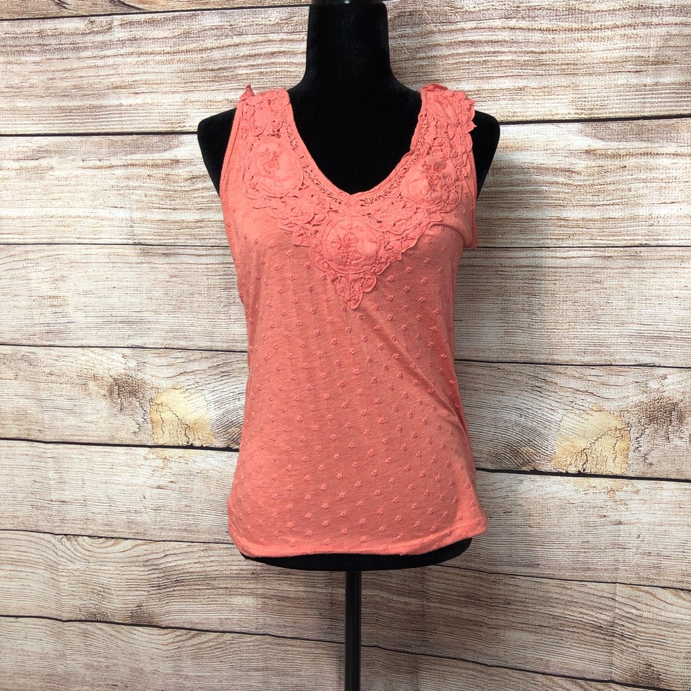 Sleeveless Crochet V-Neck Tank Top - Coral